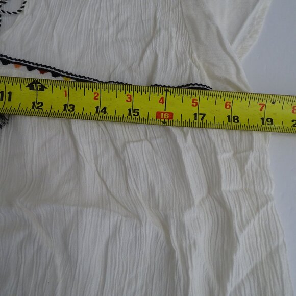 Old Navy Cream Boho Tunic Top Tassel Tie Women Size L Crinkle Rayon Short Sleeve - Picture 7 of 8